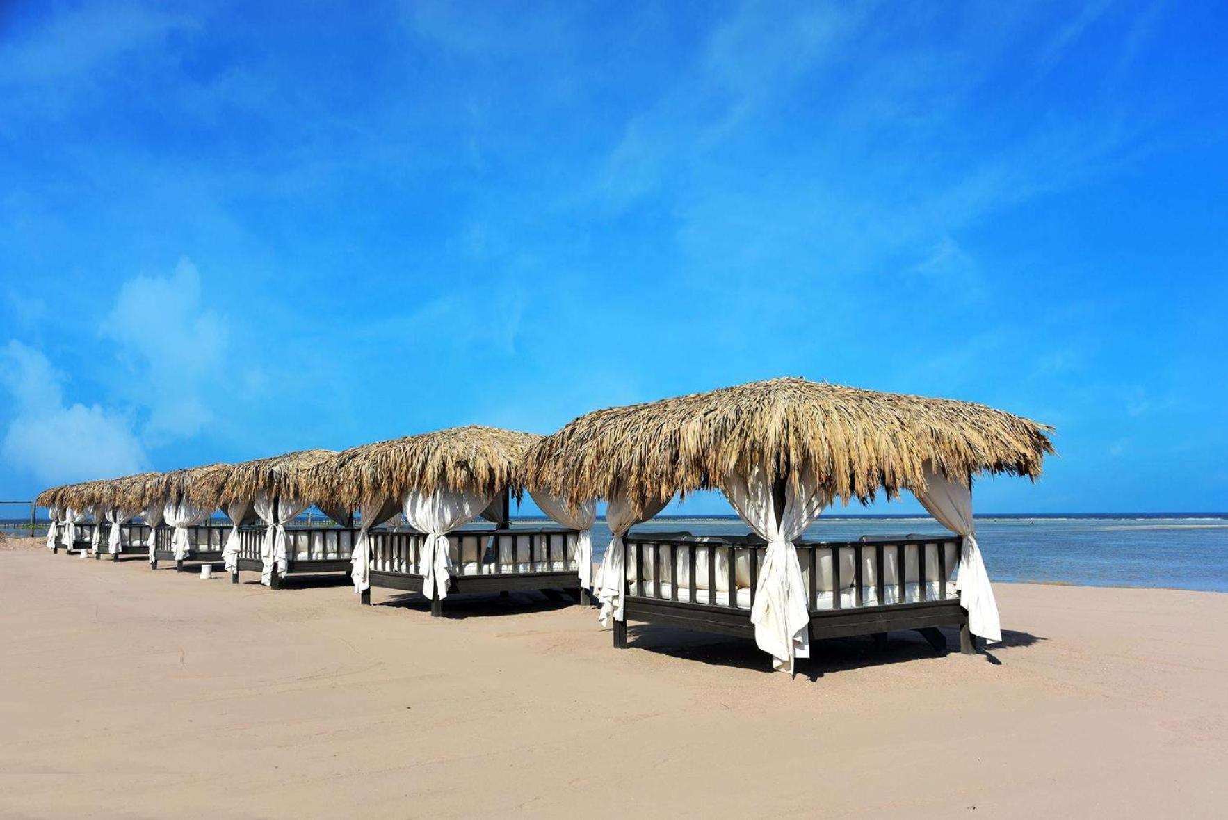 Steigenberger Alcazar Hotel Sarm es-Sejk Kültér fotó Beach at the Hilton Sharm El Menara